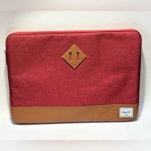 Herschel | Heritage 15" Laptop Sleeve - Fits Macbooks - Heathered Red/Tan